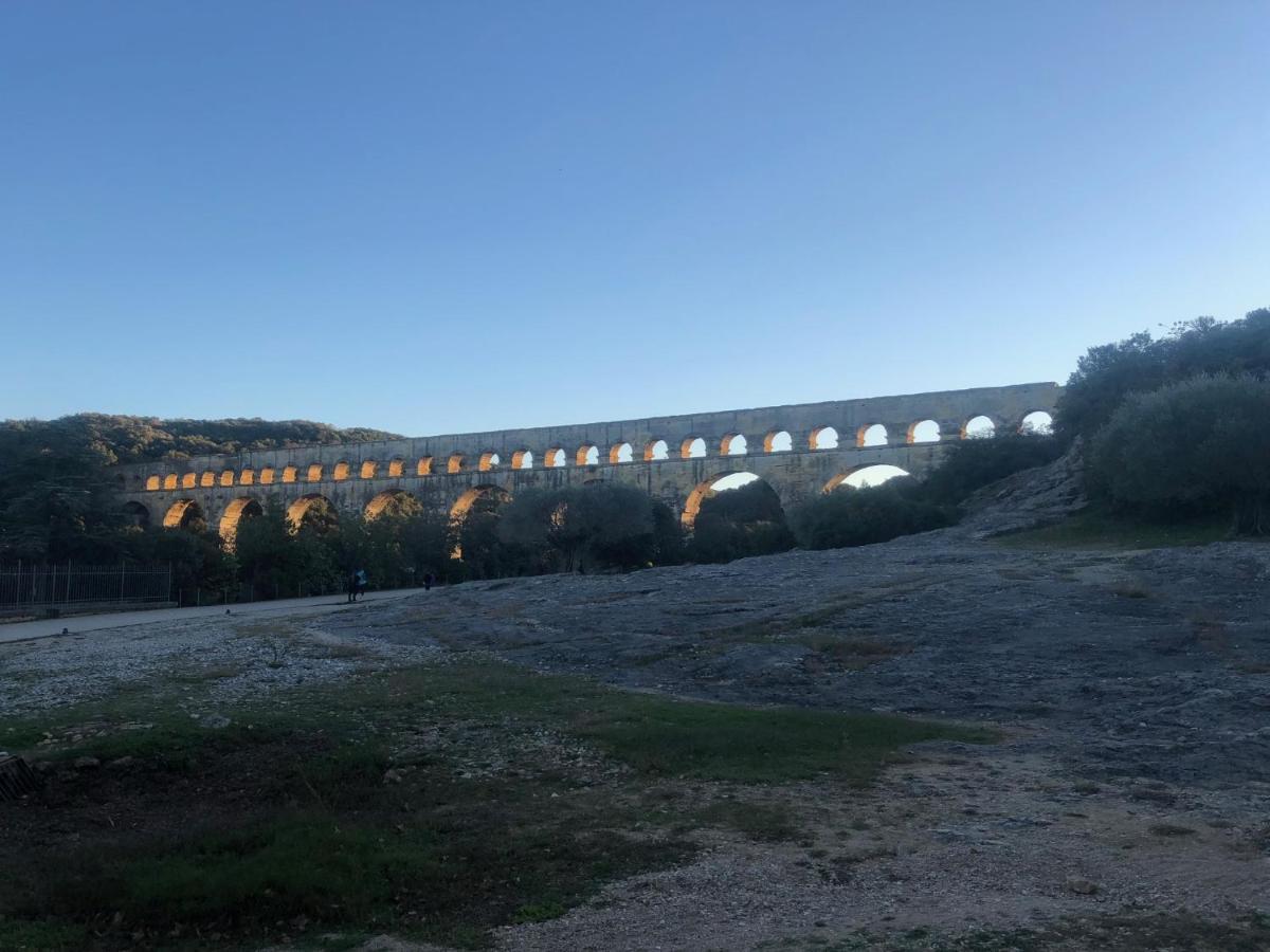 Le Patio Du Murier Vers Pont du Gard Exterior foto